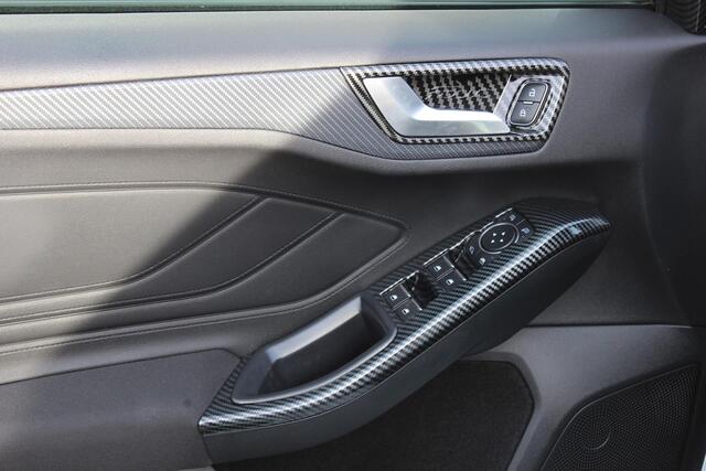 Ford FOCUS 1.5 EcoBoost ST Line Business 182PK Unieke KM Stand! Liefhebber! 100% Dealer onderhouden