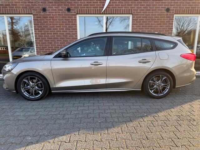 Ford FOCUS Wagon 1.0 EcoB. ST-line Bns CARPLAY / ANDROID / LED / DAB+ / NAVI / CL