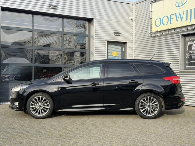 Ford FOCUS Wagon 1.5 ST-Line Business Navi Camera Led CarPlay