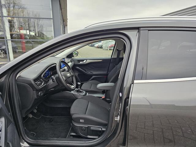 Ford FOCUS Wagon 1.0 EcoBoost Hybrid Titanium X Business