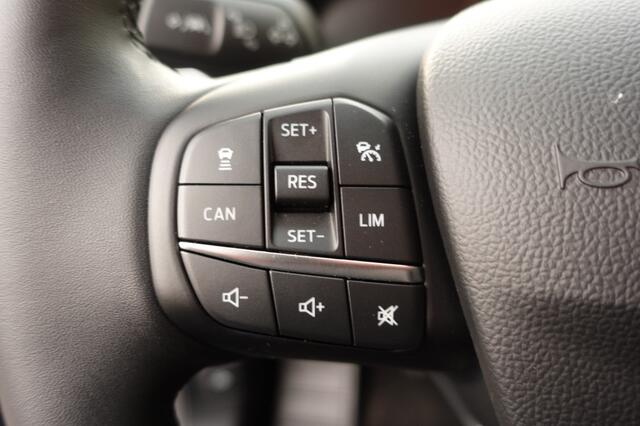 Ford FOCUS 1.0 EBH TITANIUM X Nieuwstaat Winterpack