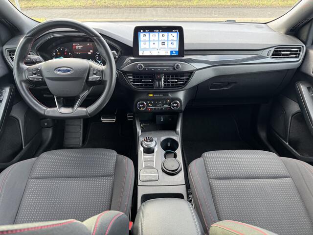 Ford FOCUS Wagon 1.0 ST Line EcoBoost Titanium Business