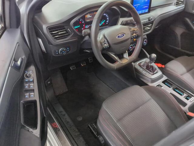 Ford FOCUS Wagon 1.0 EcoBoost Hybrid ST Line Style / Navigatie / Camera / Stoelverwarming / LED