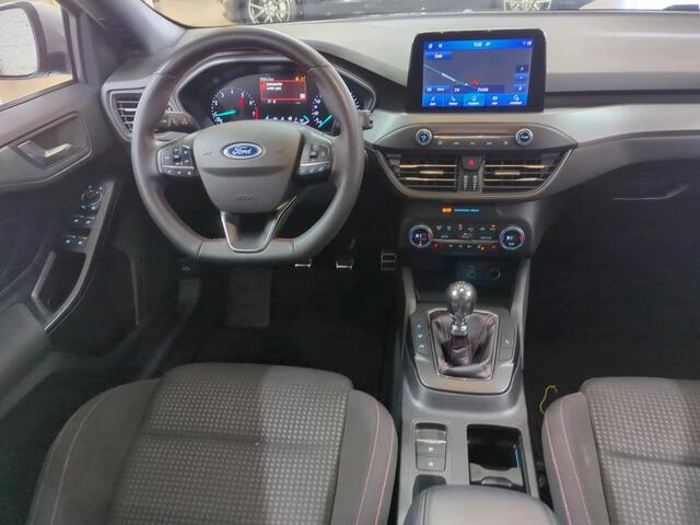 Ford FOCUS Wagon 1.0 EcoBoost Hybrid ST Line Style / Navigatie / Camera / Stoelverwarming / LED