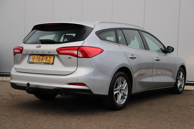 Ford FOCUS Wagon 1.0 EcoBoost Hybrid Trend Edition Business 125PK Trekhaak 16 inch LMV Navigatie Achteruitrijcamera Carplay Android