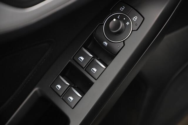 Ford FOCUS Wagon 1.0 EcoBoost Hybrid Trend Edition Business 125PK Trekhaak 16 inch LMV Navigatie Achteruitrijcamera Carplay Android