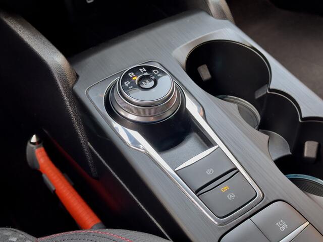 Ford FOCUS Wagon 1.5 AUT8 ST-LINE 150PK EcoBoost NAVI AIRCO PARK-ASSIST LED LMV PDC