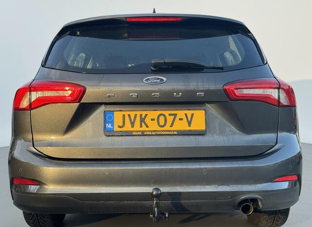 Ford FOCUS Wagon 1.0 EcoBoost TREND EDITION BUSINESS TREKHAAK/NAVI/CARPLAY