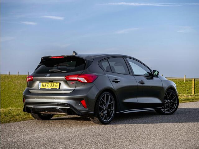 Ford FOCUS 2.3 ST-3 281Pk Cam Keyless Winter pack Trekhaak