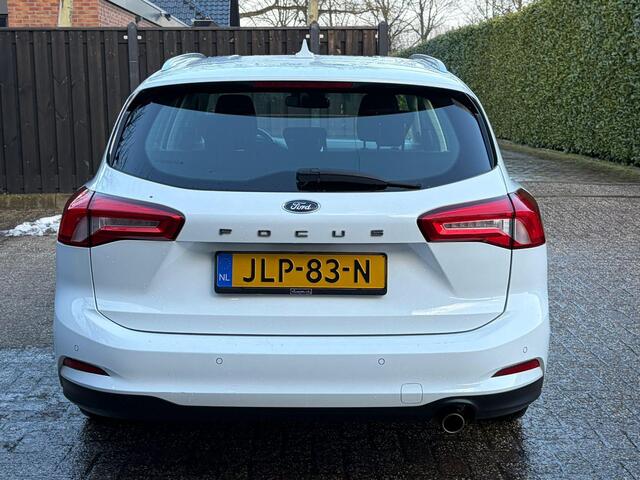 Ford FOCUS Wagon 1.0 EcoBoost Titanium Business