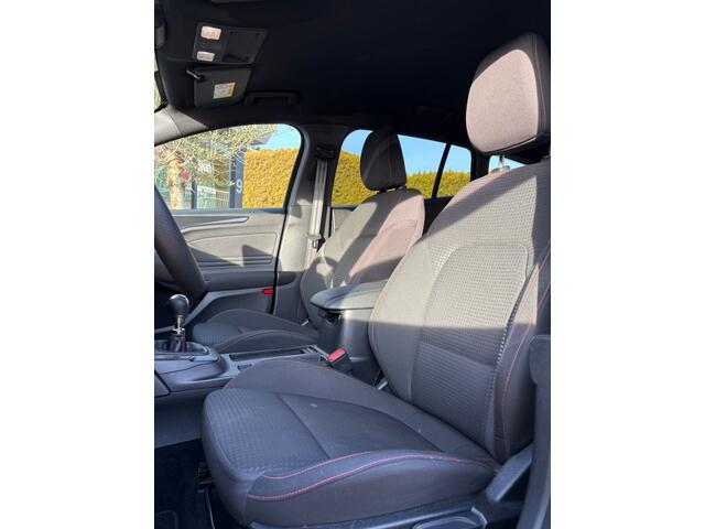 Ford FOCUS Wagon Ford Focus Wagon 1.5 | EcoBoost | ST Line | Business | Navi |