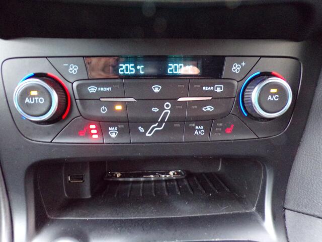 Ford FOCUS Wagon 1.0 ST-Line Automaat Stoelverw. Trekhaak PDC