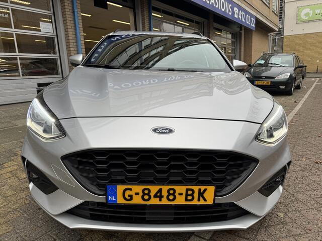 Ford FOCUS Wagon 1.0 EcoBoost ST Line Business | Navigatie | Apple Carplay | Cruise Control | Stuur + Stoelverwarming | Automatisch Parkeren | Keyless Entry| Parkeersensoren Voor + Achter | Achteruitrijcamera | lederen/stof bekleding | 1