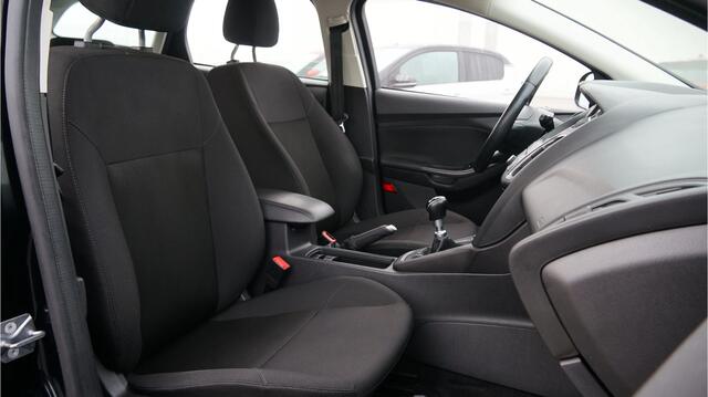Ford FOCUS Wagon 1.0 Lease Edition rijklaar incl garantie