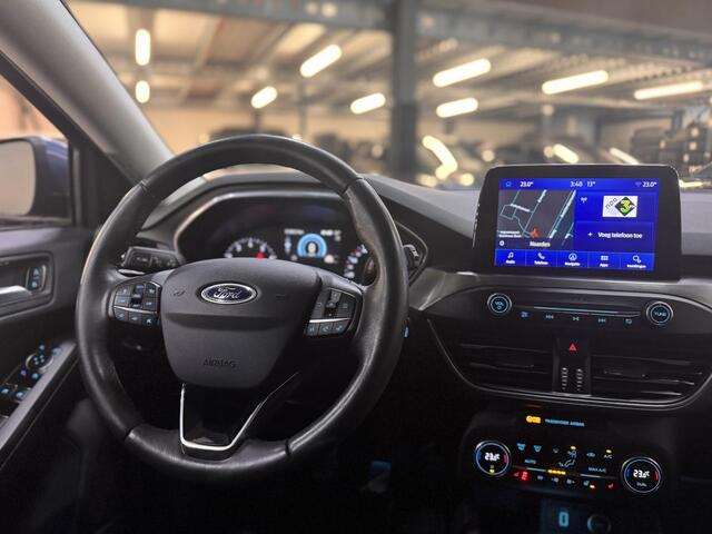 Ford FOCUS 125pk Titanium Navi Camera Adap Cruise Winter Parking Design pack Full LED 5drs Dealeronderhouden