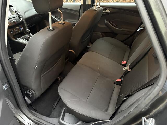 Ford FOCUS Wagon 1.0 Lease Edition / AIRCO / CRUISE / NAVI / 160dkm! NAP!