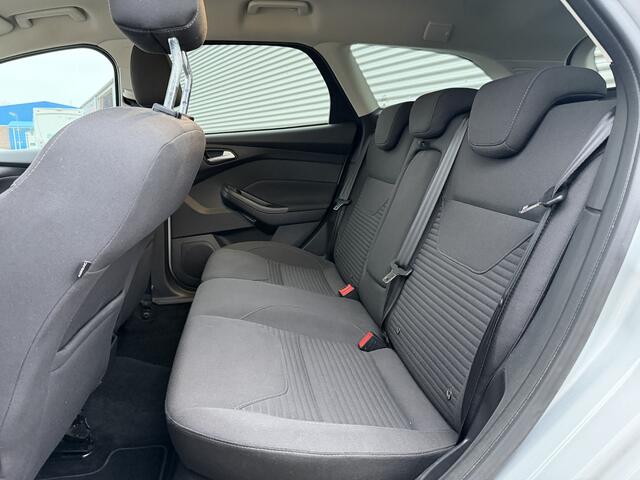 Ford FOCUS Wagon 1.0 Titanium | Nieuw binnen | Navi | Clima | Camera