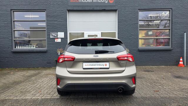 Ford FOCUS 1.0 Titanium | LED KOPLAMPEN | CAMERA | WINTERPAKKET | PARKEERPAKKET | DEALER ONDERHOUDEN