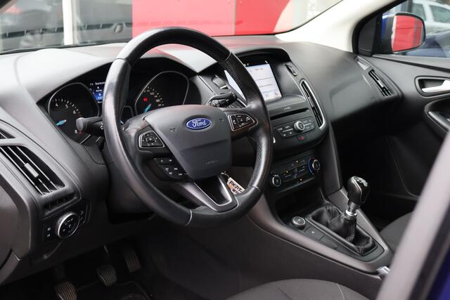 Ford FOCUS Wagon 1.0 Lease Edition | Airco | Navigatie | Trekhaak | Origineel NL |