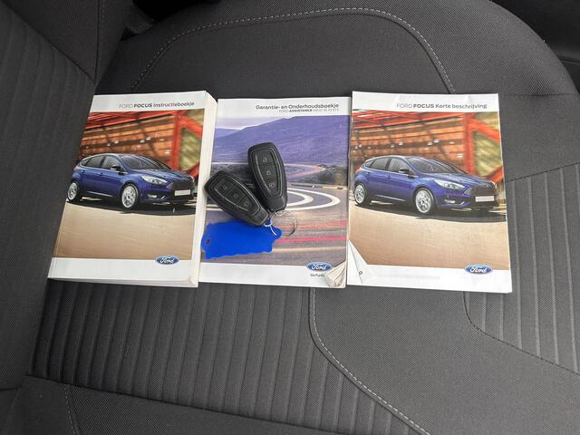 Ford FOCUS Wagon 1.0 Titanium /airco/navi/adaptieve cruise control/stoelverwarming/goed onderhouden occasion