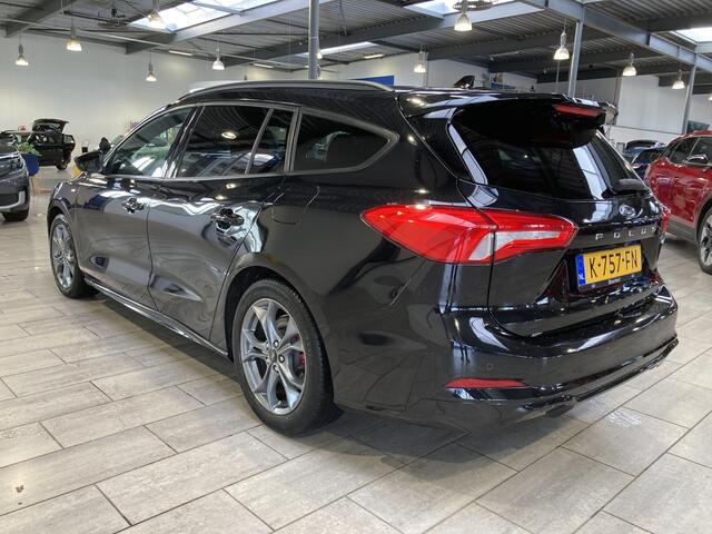 Ford FOCUS Wagon EcoBoost Hybrid 125 pk ST Line X | Winter Pack | Adapt. cruise | B&O | Camera | LED | El. a. klep | Keyless entry