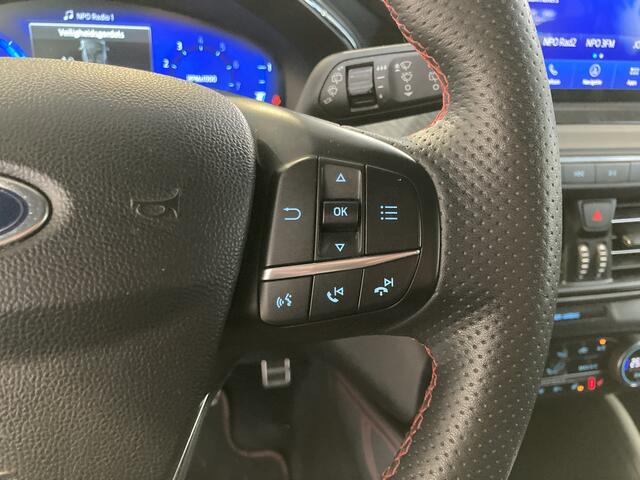 Ford FOCUS Wagon EcoBoost Hybrid 125 pk ST Line X | Winter Pack | Adapt. cruise | B&O | Camera | LED | El. a. klep | Keyless entry