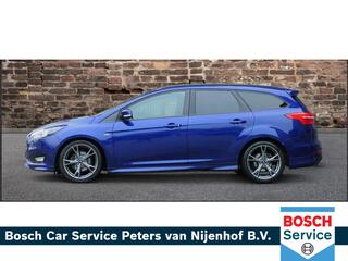 ford-focus-wagon-1.0-st-line-navi-b
