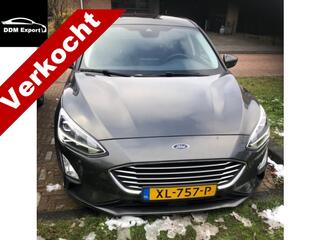 ford-focus-1.5-ecoblue-titanium-bus