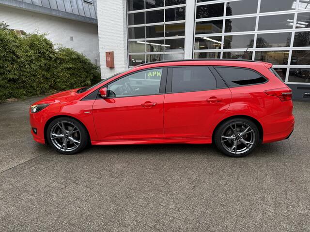 Ford FOCUS Wagon 1.5 ST-Line 150 PK