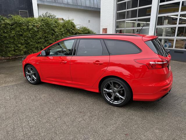 Ford FOCUS Wagon 1.5 ST-Line 150 PK