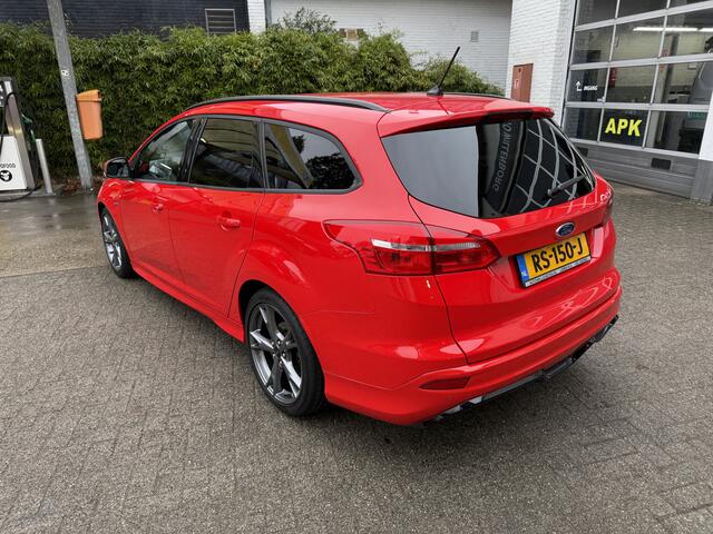 Ford FOCUS Wagon 1.5 ST-Line 150 PK