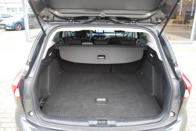 Ford FOCUS Wagon 1.0 EcoBoost Hybrid Active X STOEL/STUUR-VOORRUIT.VERW | TREKHAAK | 1e.EIG | PARK.CAMERA | CLIMATE