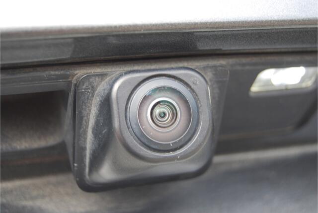 Ford FOCUS Wagon 1.5 EcoBoost ST Line X Business 150pk AUTOMAAT LED | WINTERPACK | CLIMATE | WINTERBANDEN*| CAMERA | 18 INCH | 1500KG TREKVERMOGEN