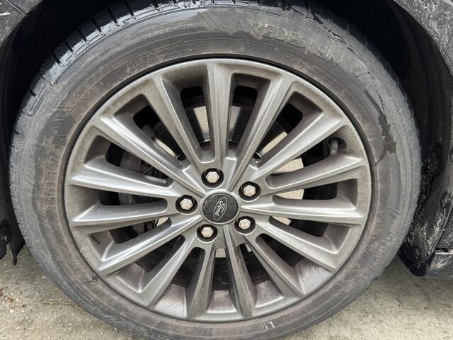 Ford FOCUS Wagon 1.5 150pk H6 ST-Line Navigatie Stoel en Stuurverwarming Trekhaak