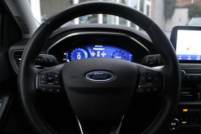 Ford FOCUS Wagon 1.0 EcoBoost Titanium X Business//Winter pack!