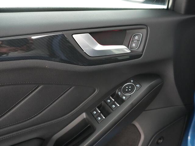 Ford FOCUS ST-3 2.3 280pk PERFORMANCE PACK |launch control|sper diff|head-up|panoramadak|B&O|Apple Carplay|blind spot|elek. stoelen|parkeersensoren|19"|