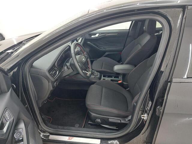 Ford FOCUS 1.0 EcoBoost Hybrid ST Line X Business Af neembare trekhaak | Pdc | Keyless | Navigatie