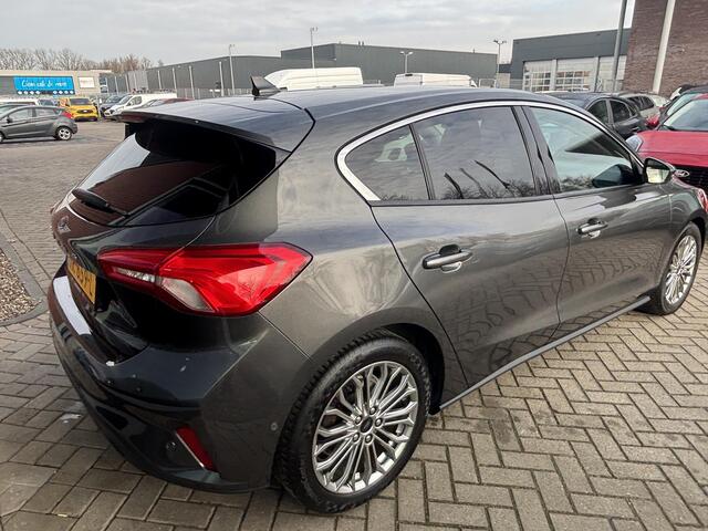 Ford FOCUS 1.0 EcoBoost Titanium Business 125pk | Adaptieve Cruise Control | LED verlichting | Camera | B&O Sound | Winterpakket | Navigatie | Climate Control