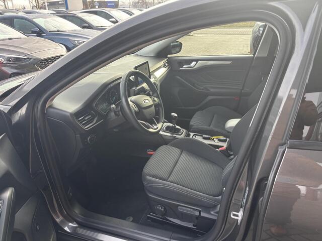 Ford FOCUS 1.0 EcoBoost Titanium Business 125pk | Adaptieve Cruise Control | LED verlichting | Camera | B&O Sound | Winterpakket | Navigatie | Climate Control