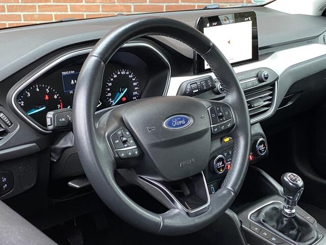 Ford FOCUS 1.0 EcoB. Titanium Business NAV CRUISE CARPLAY PDC LMV STOELVW