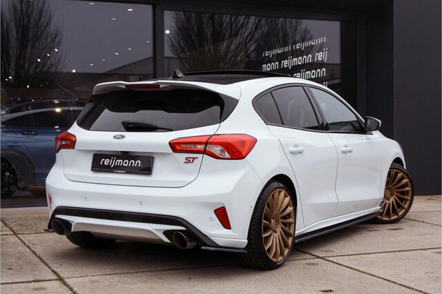 Ford FOCUS ST-3 2.3 Performance | Milltek | Pano | B&O | Full | 280PK