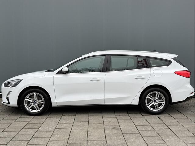 Ford FOCUS Wagon BWJ 2021 | 1.0T 124PK Hybrid Trend Edition | CAMERA A | SPORTSTOELEN | NAVI | PDC 2X | AIRCO | LICHTMETAAL | ARPLAY | DAB | CRUISE |