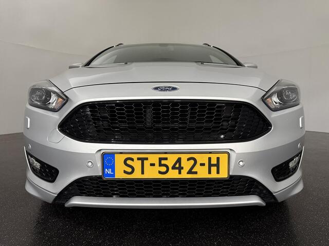 Ford FOCUS Wagon 1.5 ST-Line 150 PK | Bi Xenon | 19" Lichtmetalen velgen | Sportstoelen