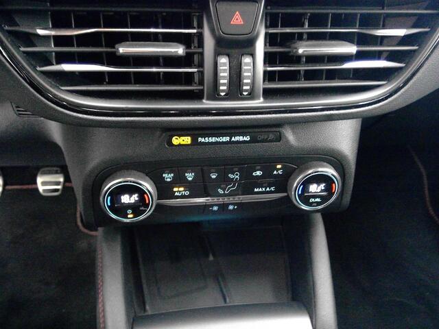 Ford FOCUS 1.0 EcoBoost Hybrid ST Line X Business | Camera | Apple Carplay/Android | Navi | Led | Privacy glass