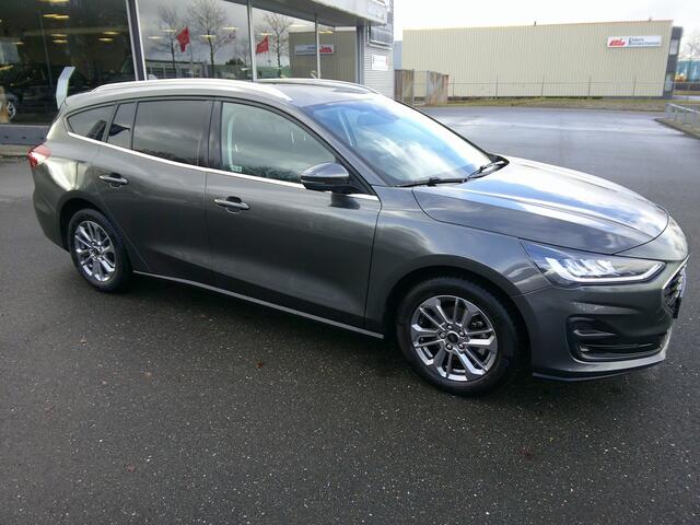 Ford FOCUS Wagon 1.0 EcoBoost Hybrid Titanium Staat in Hoogeveen