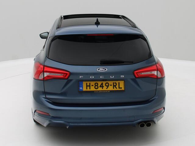 Ford FOCUS Wagon 1.5 EcoBoost ST Line Business 182PK Panorama / Camera / LED / Origineel NL