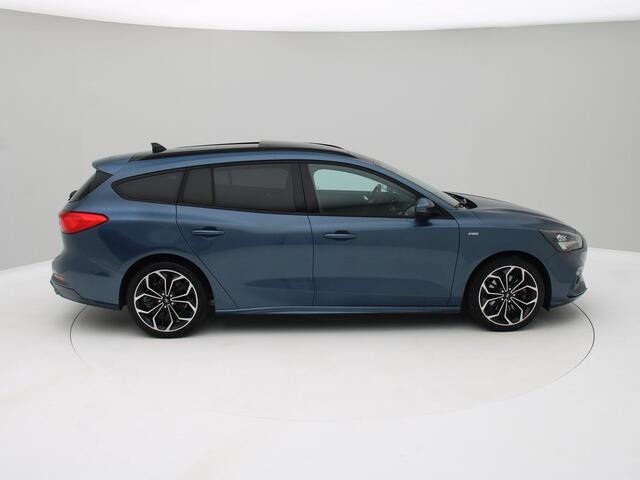 Ford FOCUS Wagon 1.5 EcoBoost ST Line Business 182PK Panorama / Camera / LED / Origineel NL