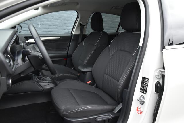 Ford FOCUS Wagon 1.0 EcoBoost Hybrid ST Line X Business