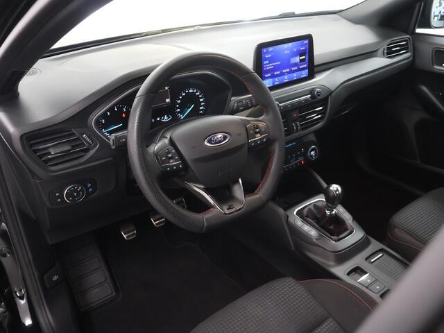 Ford FOCUS 1.0 EcoBoost Hybrid ST Line Style | Winterpakket | Parkeercamera | Cruise Control | Navigatie |