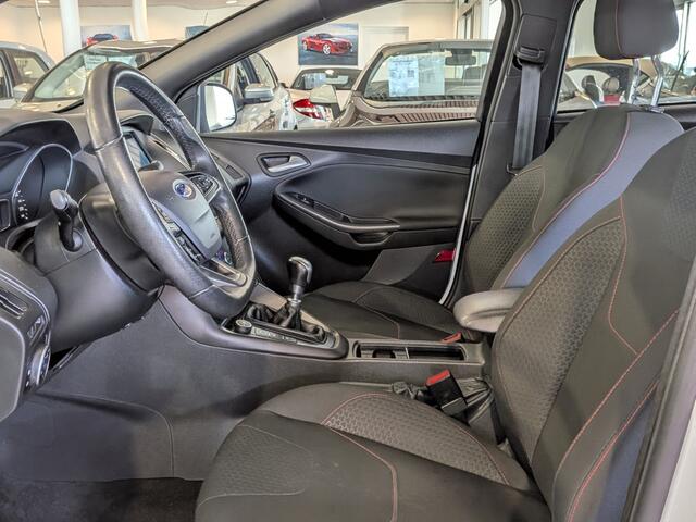 Ford FOCUS 1.0 ST-Line Airco, Cruise Control, Stuurbekrachtiging